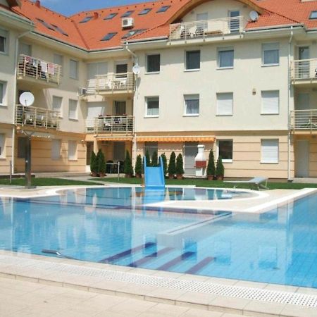 Mirage Wellness Apartman Hajduszoboszlo Luaran gambar